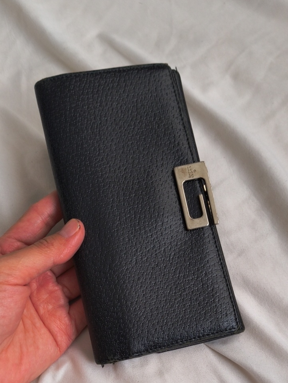 Gucci Black Leather Key & Card Holder with Metal Clasp
